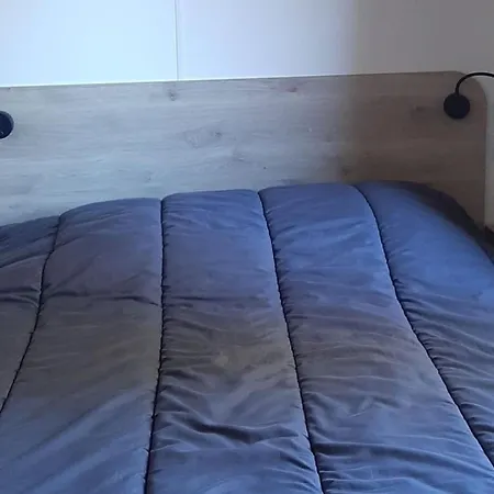 Κάμπινγκ Mobil-home Confortable Avec Terrasse Pour 4 Personnes Le Pradet